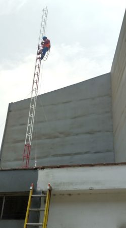 Montaje del sistema de telemetria para el envio de la data via radio-frecuencia RF
